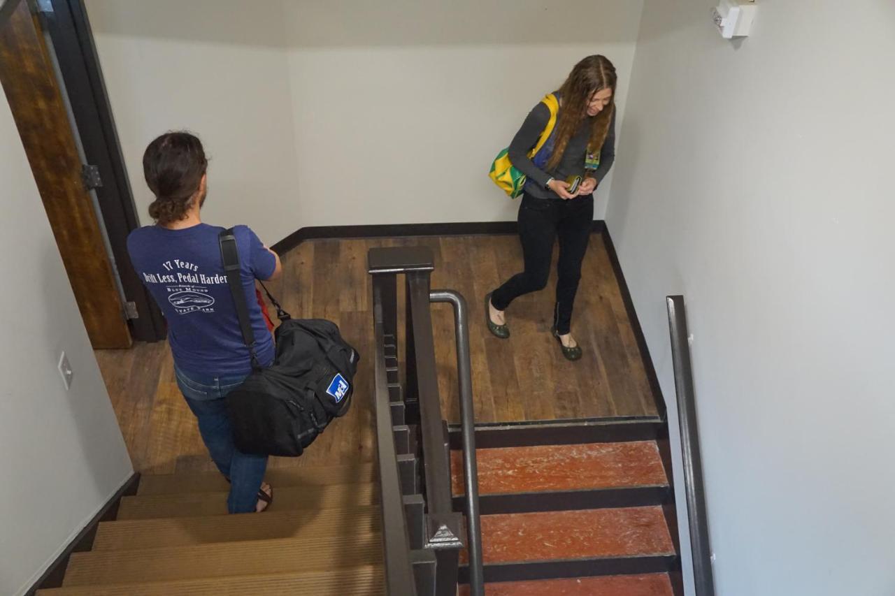 Cream City Hostel Милуоки Екстериор снимка
